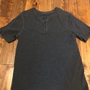 Lululemon Henley men’s shirt size large
